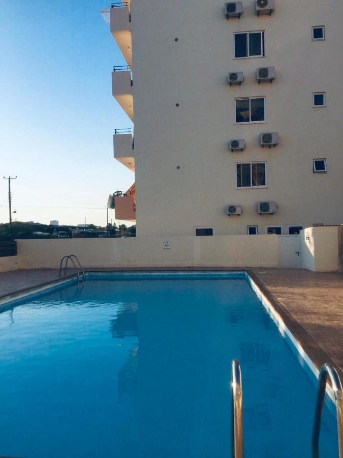 Pool Apartment Lárnaca Exterior foto